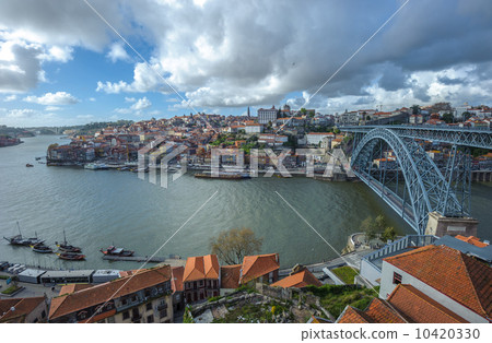 Panorama of Porto with Luis I Bridge, Portugal 10420330