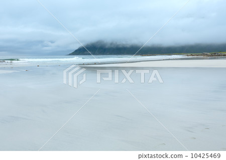Ramberg beach summer cloudy view (Norway, Lofoten). 10425469