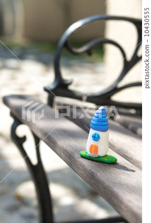 Mini House 10430555