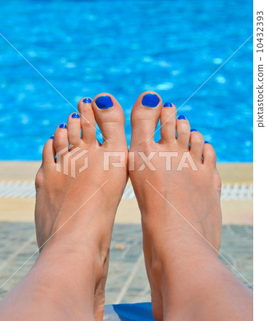 girl relaxing near waterpool 10432393