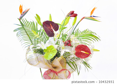 Colorful flower bouquet 10432931