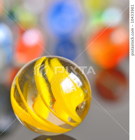 yellow glas ball yellow glas ball 10433981