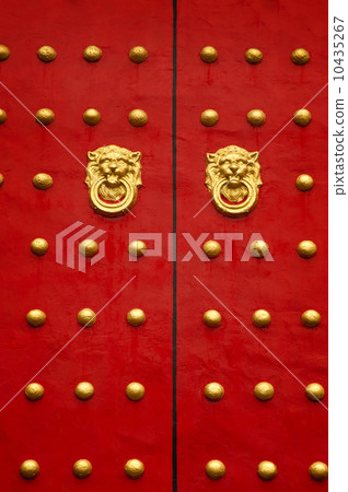 Chinese door. 10435267