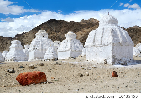 White buddhist chortens White buddhist chortens 10435459