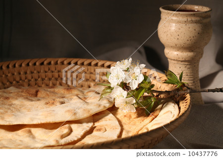 Last supper 10437776