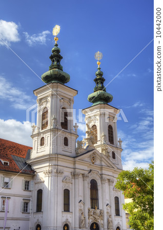 Mariahilfer church in Graz, Austria Mariahilfer church in Graz, Austria 10442000
