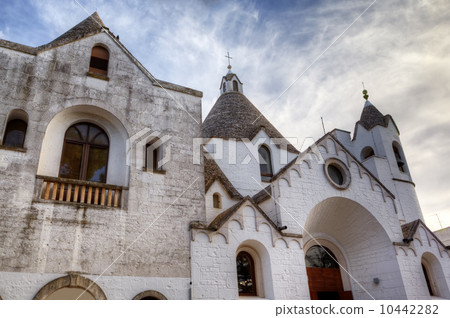Chirch in Alberobello - Trulli village 10442282