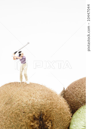 Miniature golfer Miniature golfer 10447044