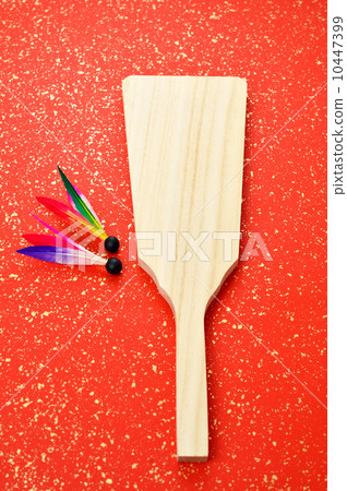Image of a traditional Japanese New Year 's playing Hat disc. Image of a traditional Japanese New Year 's playing Hat disc. 10447399