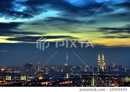 Kuala Lumpur 10450439