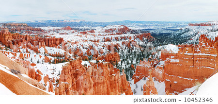 Bryce Canyon with snow in winter. 10452346