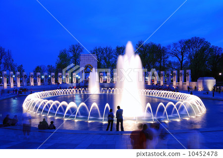 World War II memorial, Washington DC 10452478