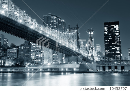 New York City night panorama 10452707