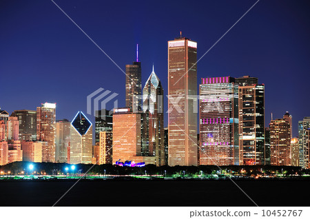 Chicago skyline at dusk Chicago skyline at dusk 10452767
