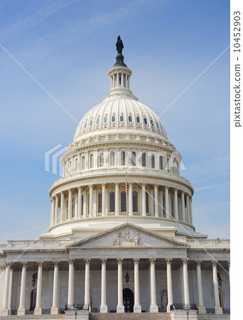 Capitol hill building, Washington DC 10452903