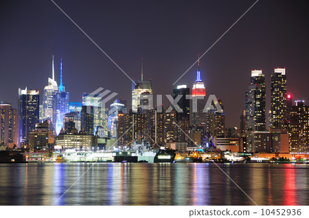 New York City Manhattan midtown skyline at night 10452936