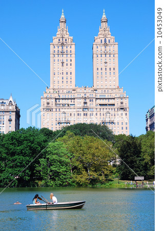 New York City New York City 10453049