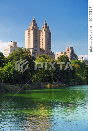 New York City 10453174