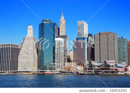 New York City skyline 10453293