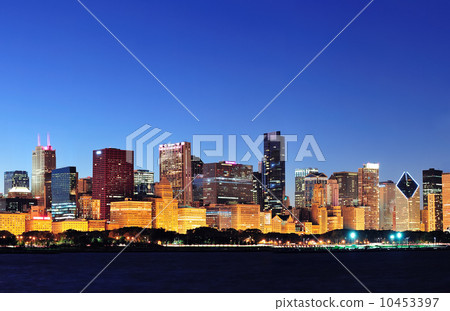 Chicago skyline at dusk Chicago skyline at dusk 10453397