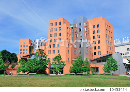 Office building in MIT 10453454