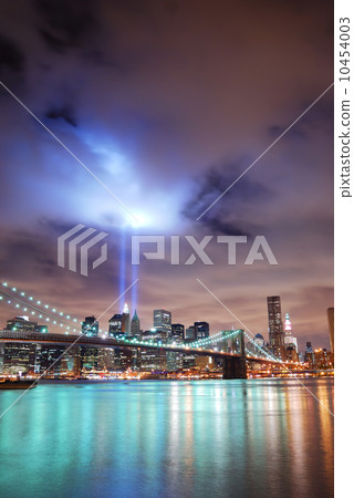 Manhattan at night 10454003