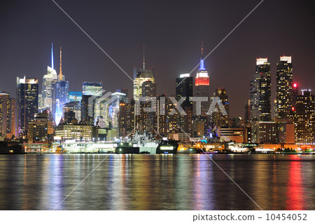 New York City 10454052