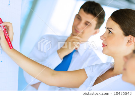 businessmen are meeting near the flipchart 10455843