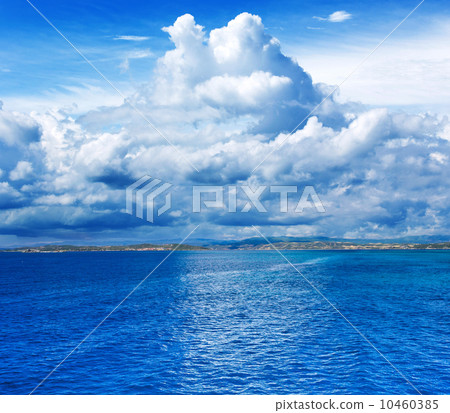Tropical beach Tropical beach 10460385