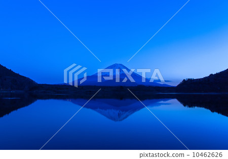 Early morning inverted Fuji reflected in Lake Shoin Early morning inverted Fuji reflected in Lake Shoin 10462626