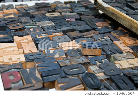 Font of old wooden letters 10463504