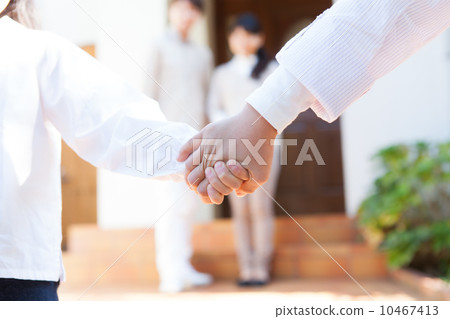 孩子們連接手 孩子們連接手 10467413