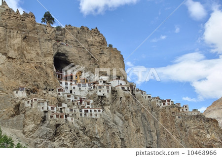 The hidden secrets of India, Pakhar · Gompa, Sanskar The hidden secrets of India, Pakhar · Gompa, Sanskar 10468966