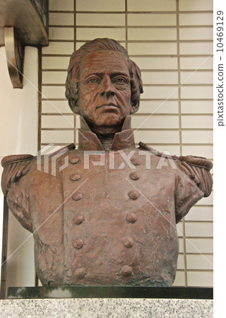 Bust of Perry (Perry Park / Kurihama, Yokosuka-shi, Kanagawa) 10469129