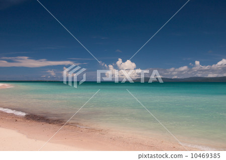 Iriomote海島看法從西部海灘的 Iriomote海島看法從西部海灘的 10469385