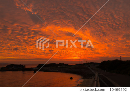 Yorong，晚上景觀在冬天 10469392