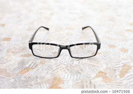 reading glasses reading glasses 10471508