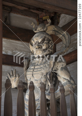 The King's statue of Ninna-ji 10477169