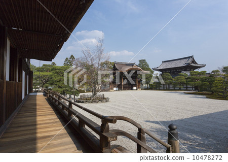Ninna-ji Temple的花園 10478272