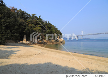 香川縣坂出市“Sayajima”Ogoso no Hama Kakimoto Monsters,Humaro Rock和Seto Ohashi Bridge 香川縣坂出市“Sayajima”Ogoso no Hama Kakimoto Monsters,Humaro Rock和Seto Ohashi Bridge 10484963