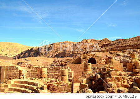 Petra ruins great temple Petra ruins great temple 10486129