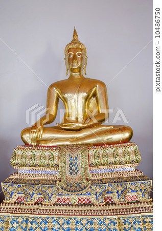 Buddha statue 10486750