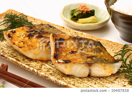 Japanese bonito grilled fish, Japanese food, white background 10487838