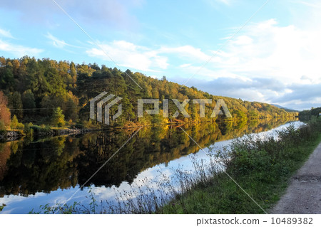 Loch Ness, canal on the lakeside Loch Ness, canal on the lakeside 10489382