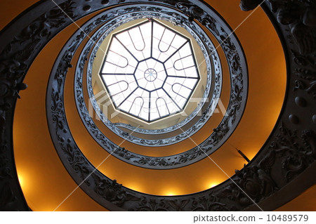 spiral staircase  10489579