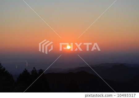 日出 10493317