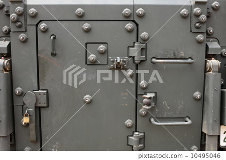 Armored car door Armored car door 10495046