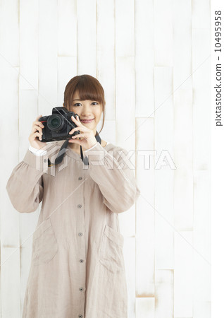 一個女人帶相機 10495958
