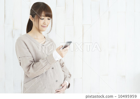 搜尋在智能手機的孕婦 10495959