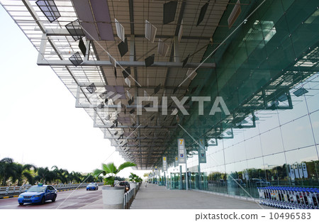 Changi International Airport Changi International Airport 10496583